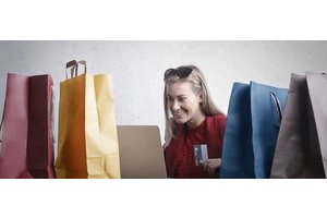 高端箱包独立站：打造海外品牌知名度